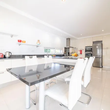 Mirage Villa Aroeira (Setubal)